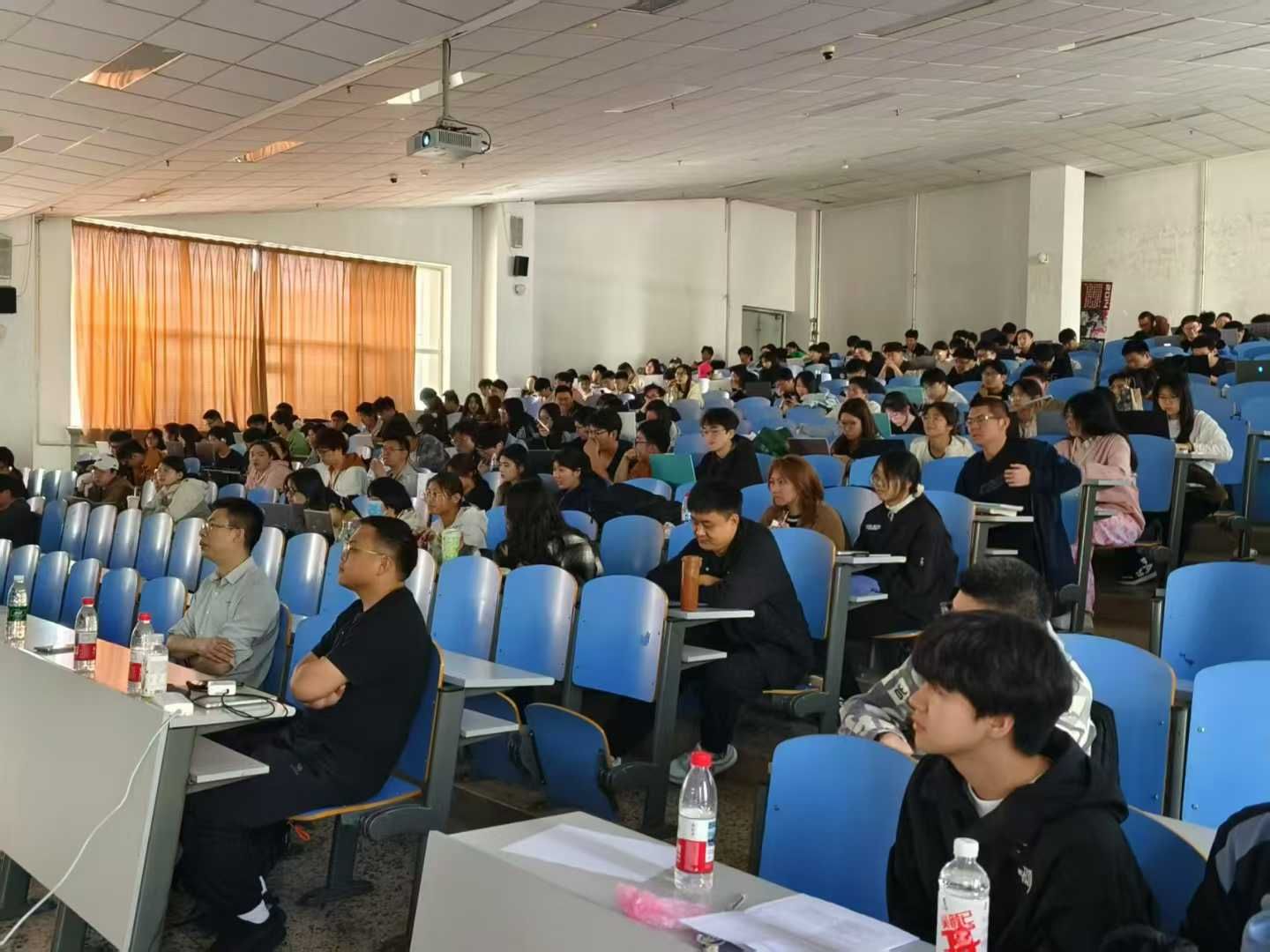 活动图片