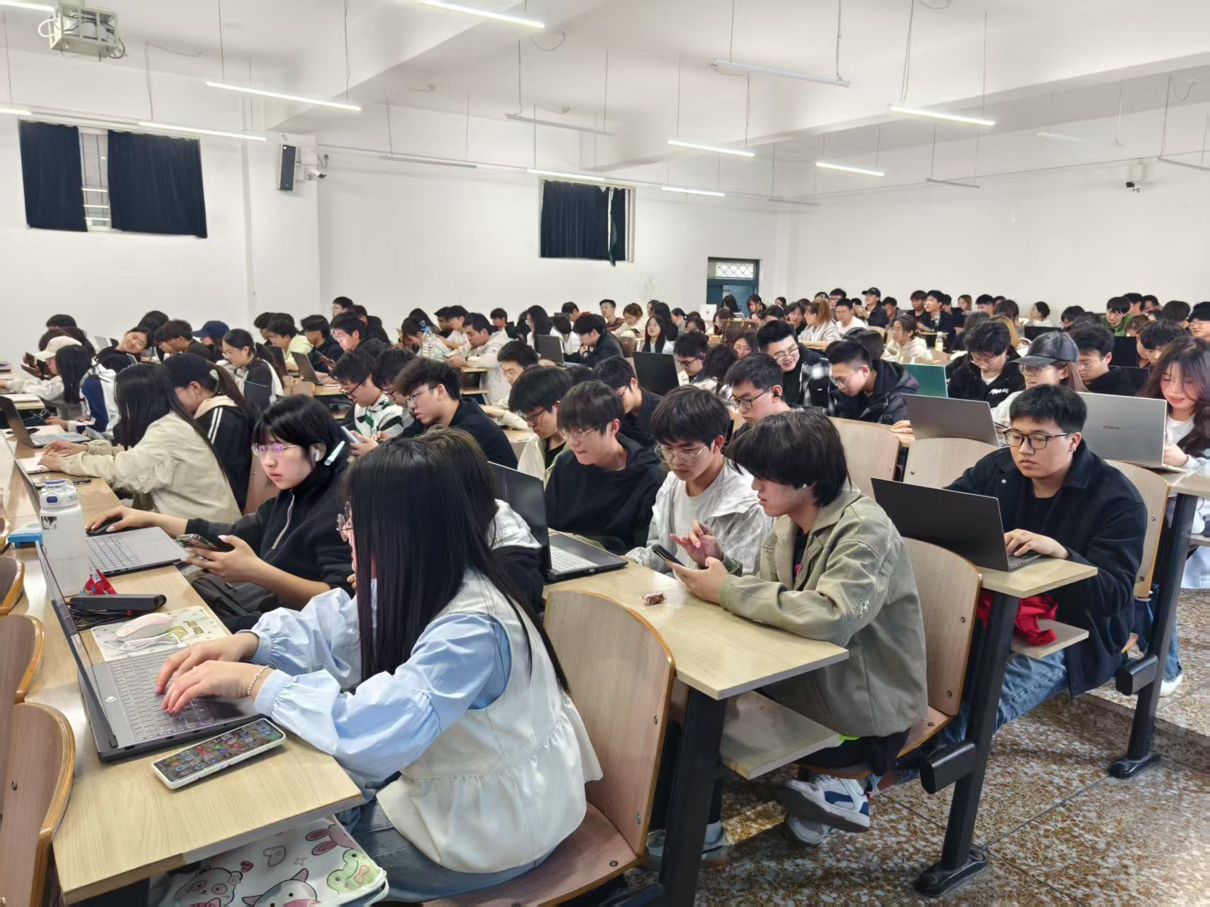活动图片