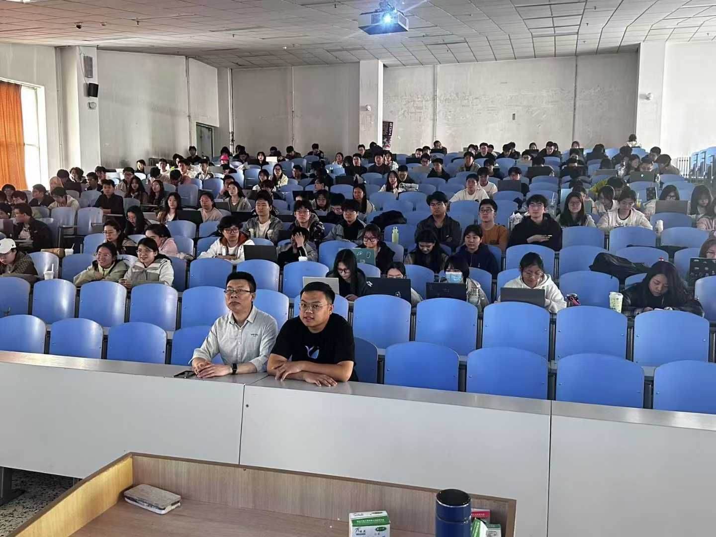 活动图片